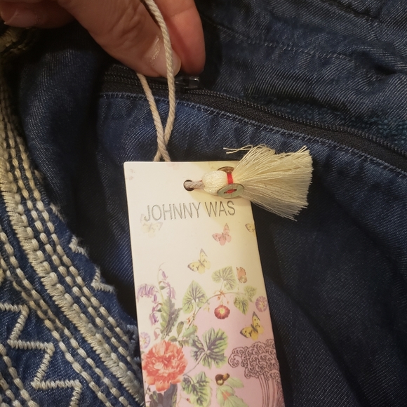 JOHNNY WAS SLING BAG - Picture 3 of 7